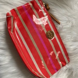 Cosmetic bag